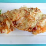 überbackene schnitzel im backofen mit käse