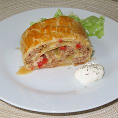 Blätterteig Strudel mit Schinken und Käse